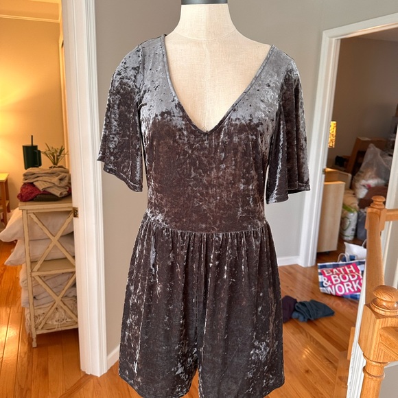 American Eagle romper - Picture 1 of 5